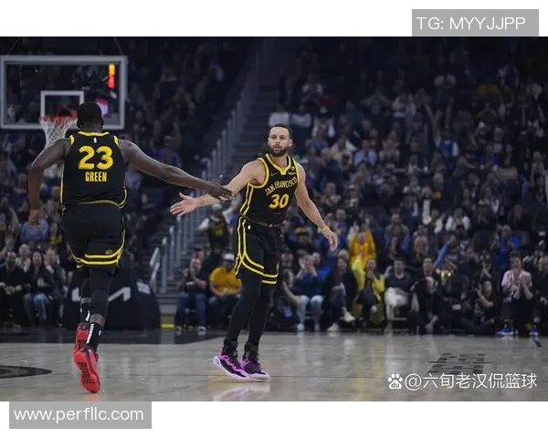 库里化身勇士之神，带队战胜快船书写传奇